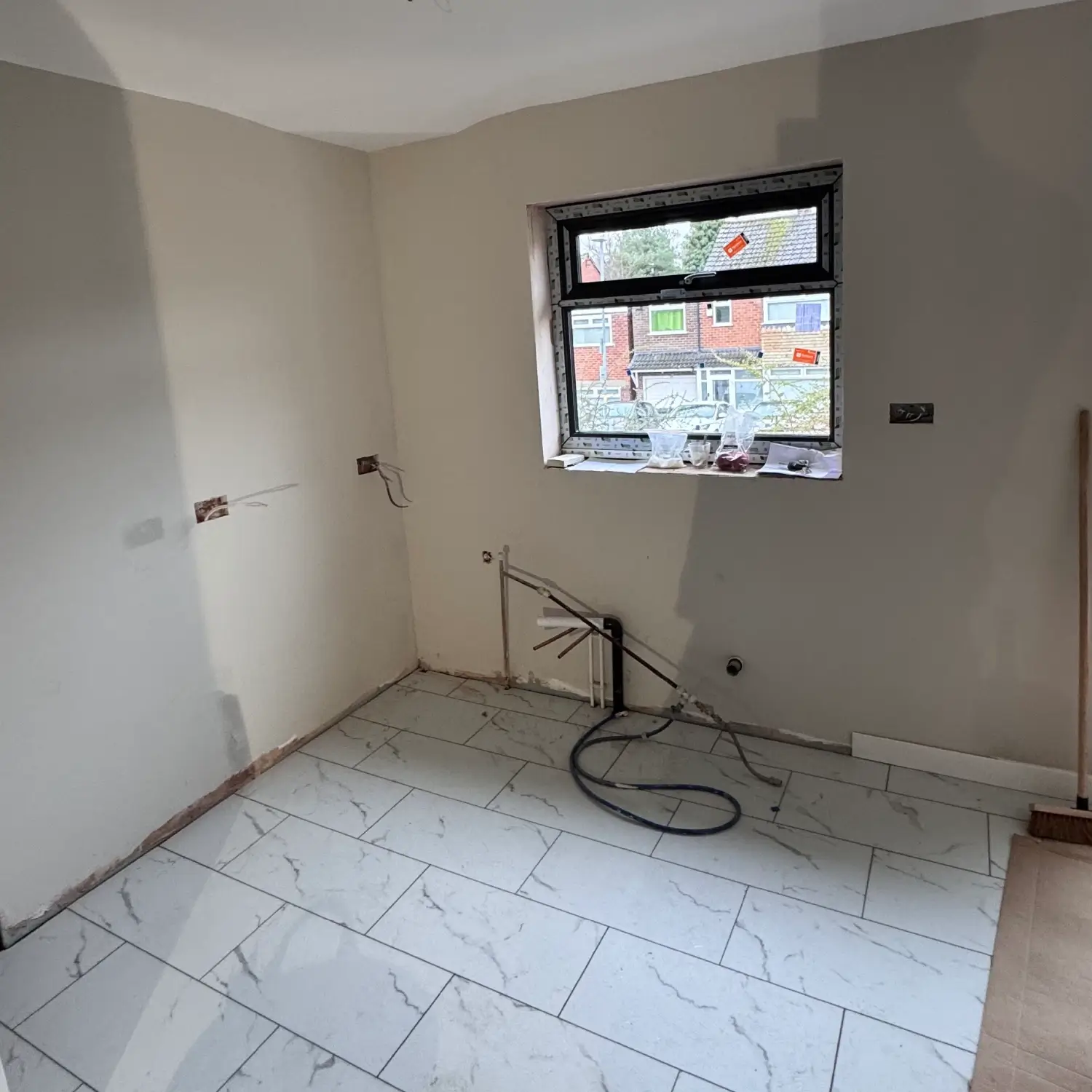 Dark-Contemporary-Before